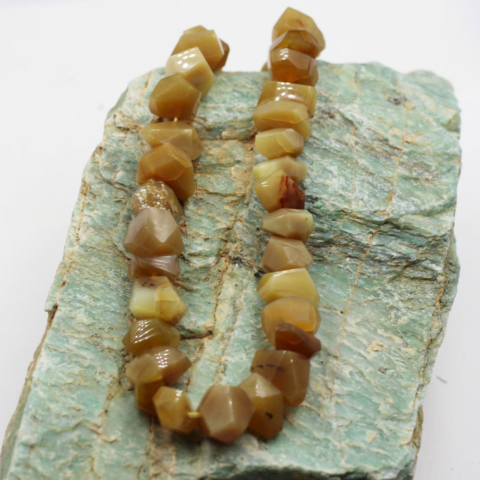 (opal004) Golden Honey Opal Beads