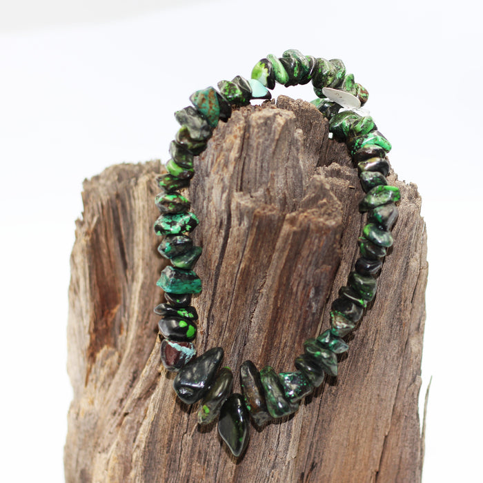 (Turq 110) Graduated Turquoise chunky bead strand.