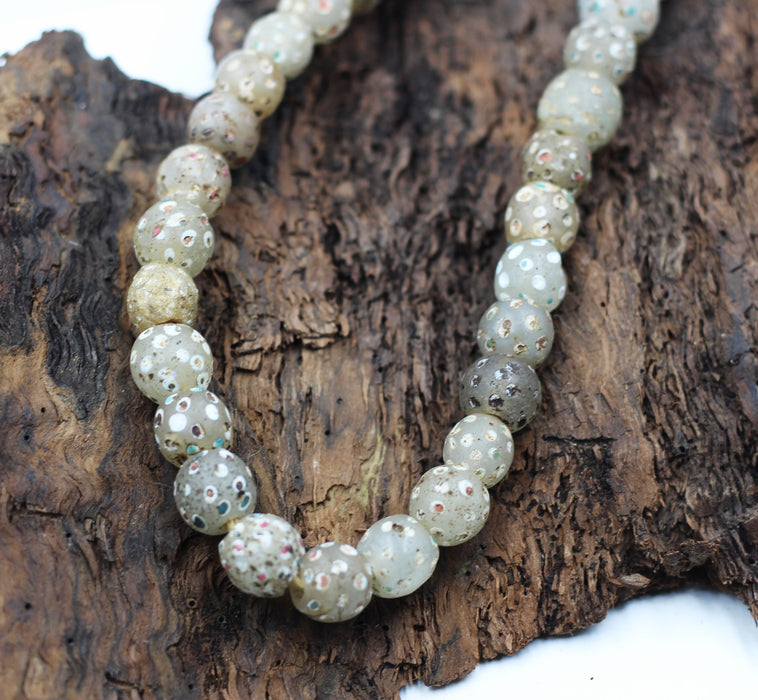 African019) African Trade Beads