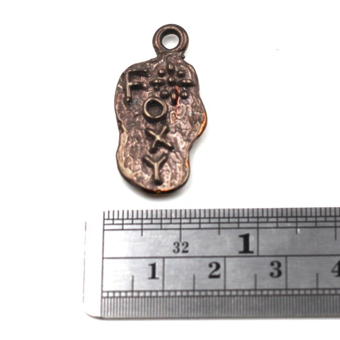 (bzp086-9996) Bronze Foxy Lady Charm