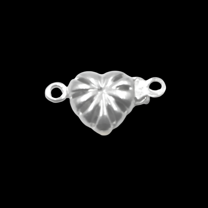 (SCL-028) Small Heart Clasp With Safety