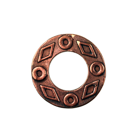 Bronze link with pattern