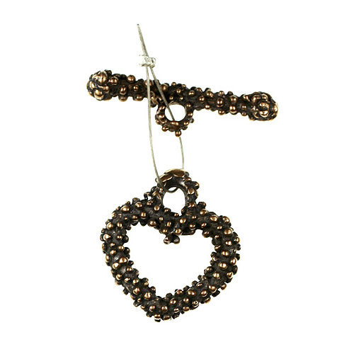 Small heart toggle; knobby texture