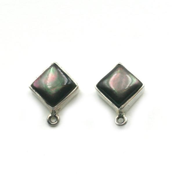 Black Lip Shell Earring Top