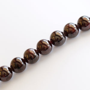 (gar001) 12mm Garnet Beads