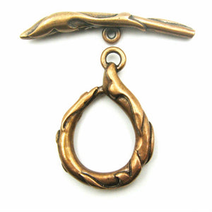 (bzct024-8746) Sculptural bronze toggle clasp.