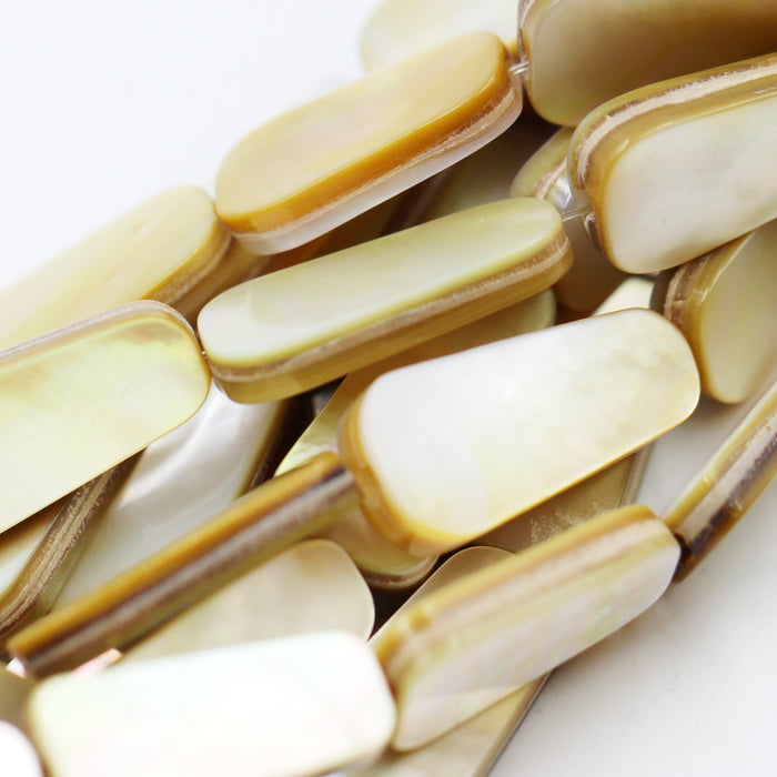 (mop026) Gold Lipped Mother of Pearl