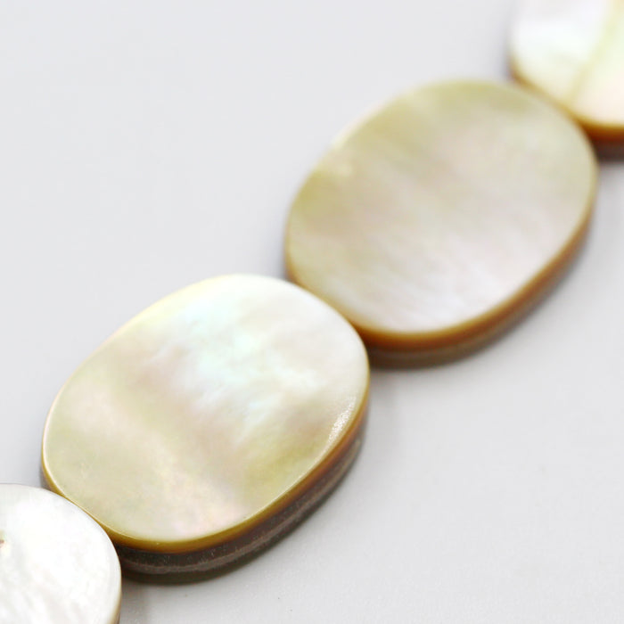(mop027) 24mm Mother of Pearl Flat Oval Beads