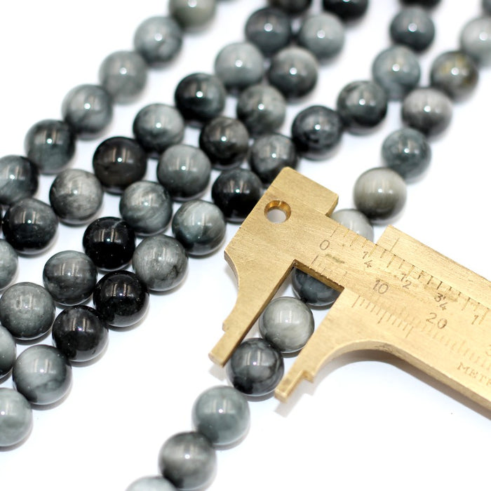 (Hawkeye001)  8mm. Gray/Black Hawkeye Beads