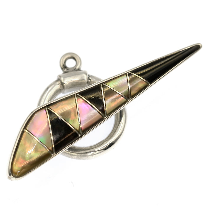 (ITG-008) Black, Black & Brown Lip Toggle