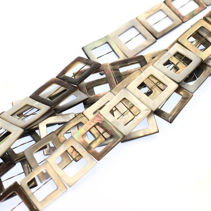 (BLS-013) Black Lip Mother of Pearl Squares