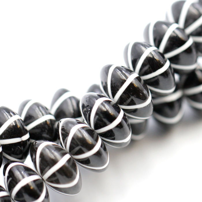 (horn004) 15mm White Striped Horn Rondelles