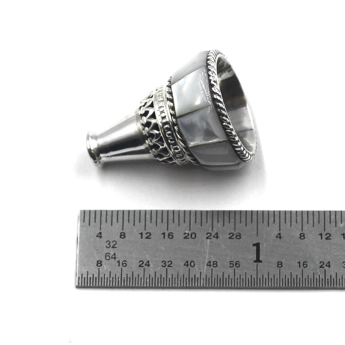 (IC016) Mother Of Pearl Inlay Cones