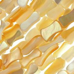 13x4mm Gold Lip Shell