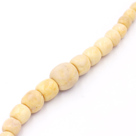 (cor011) Graduated Yellow Coral Nuggets